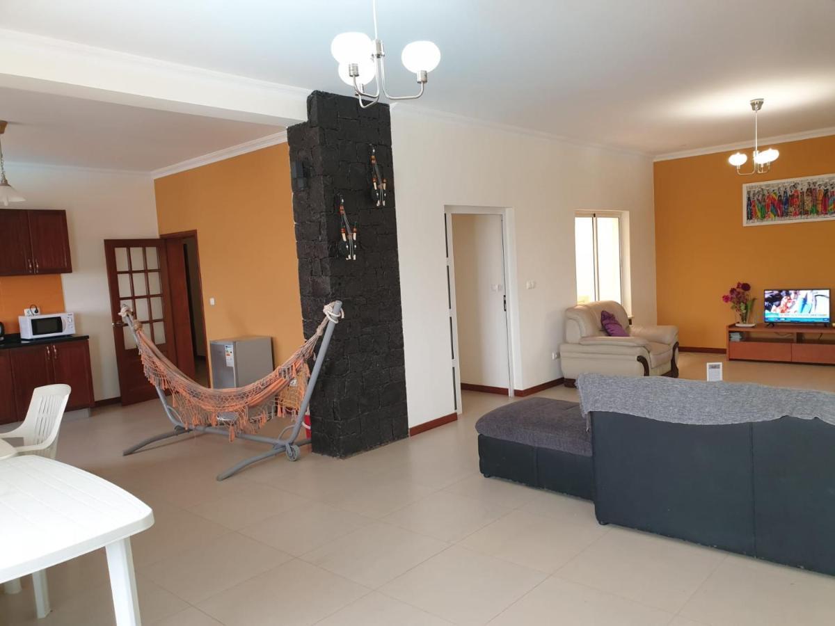 Cactus Guest House Cidade Velha Экстерьер фото