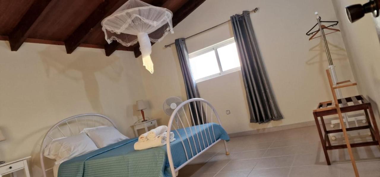 Cactus Guest House Cidade Velha Экстерьер фото